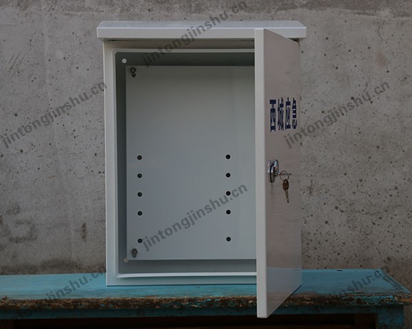 點(diǎn)擊查看商品:防雨箱