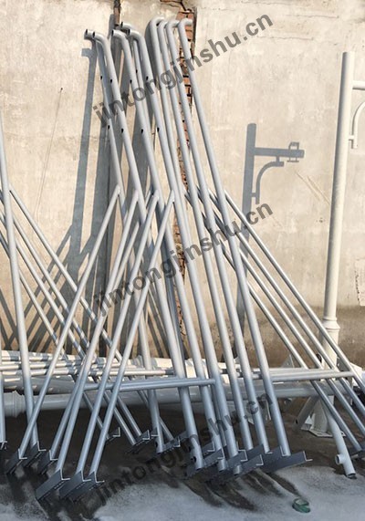 點擊查看商品:監(jiān)控桿